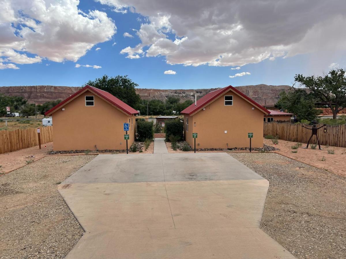 Willow Street Cottages Bluff Exterior photo