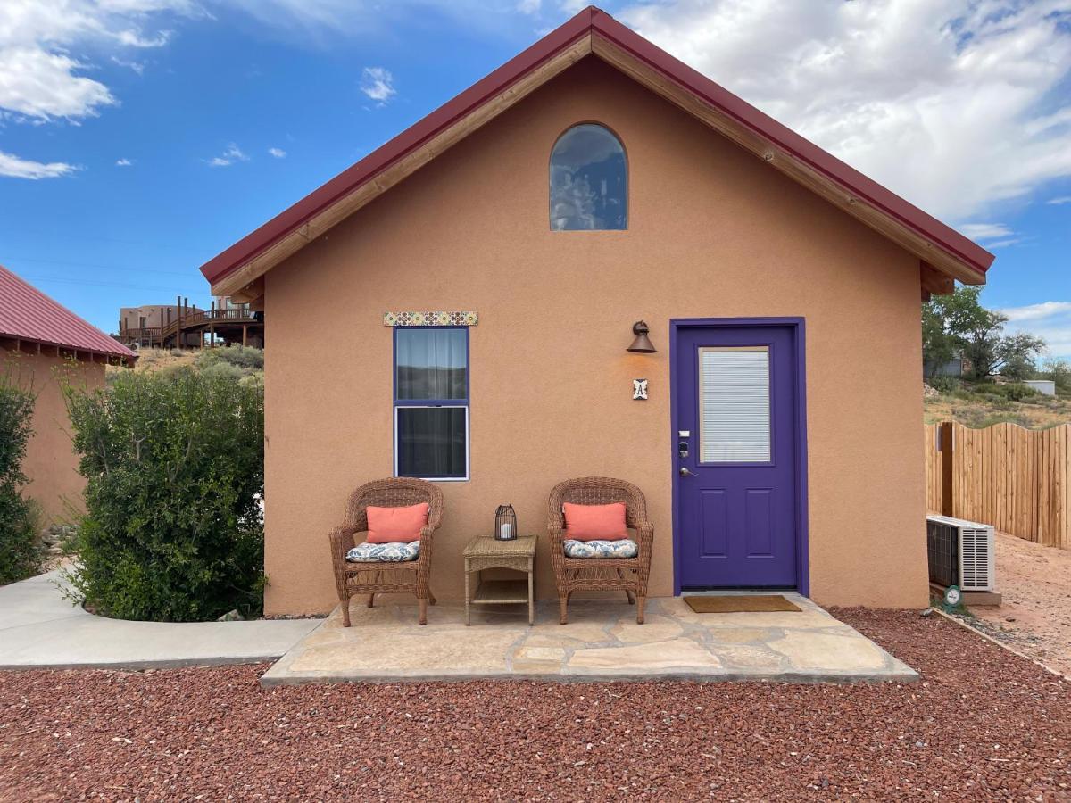 Willow Street Cottages Bluff Exterior photo